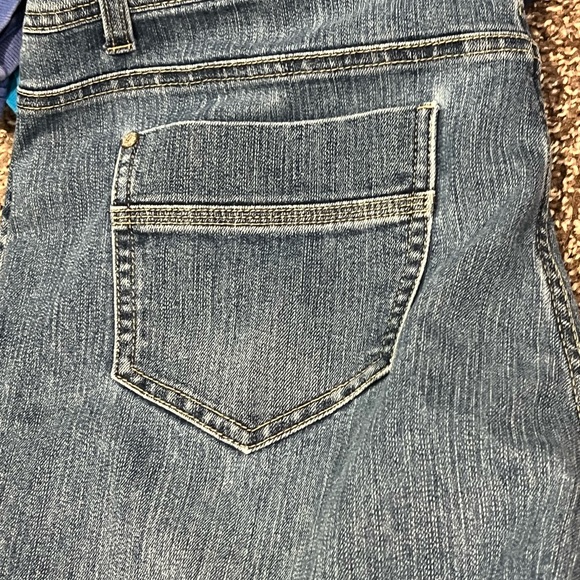 🥗Three pairs of capris - Picture 9 of 12